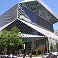 SeattlePublicLibrary.jpg