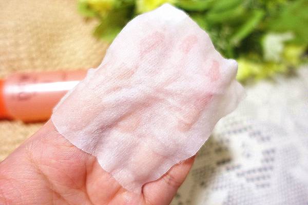 佳麗寶Kanebo DEW beauté LIGHT 潤膚露 潤膚乳 佳麗寶Kanebo DEW beauté LIGHT 潤膚露 潤膚乳