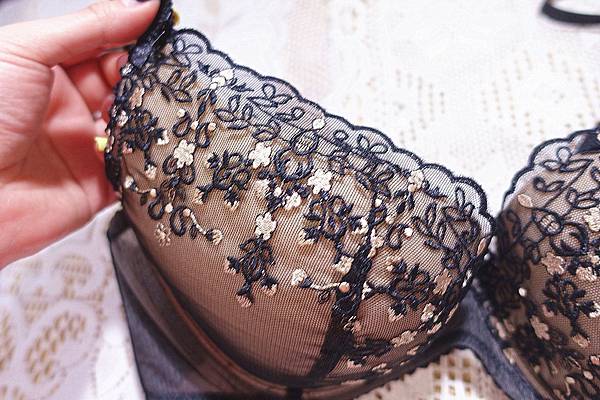 CADELE Lingerie CADELE Lingerie