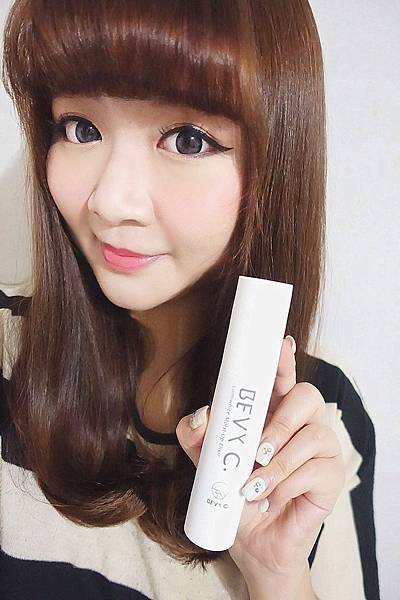 BEVY C. 光透幻白妝前保濕精華.淨白粉底液 BEVY C. 光透幻白妝前保濕精華.淨白粉底液