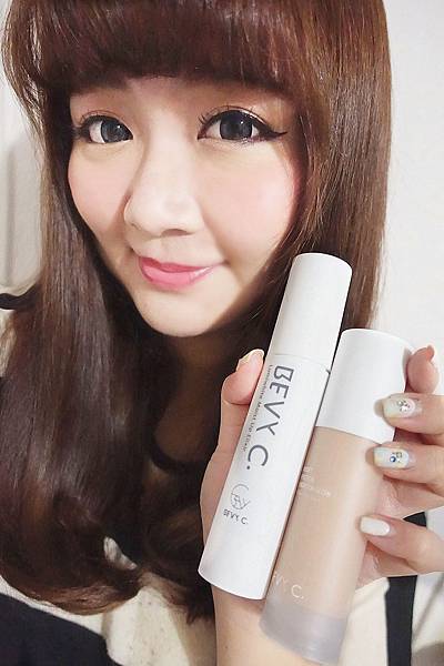 BEVY C. 光透幻白妝前保濕精華.淨白粉底液 BEVY C. 光透幻白妝前保濕精華.淨白粉底液