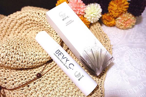 BEVY C. 光透幻白妝前保濕精華.淨白粉底液 BEVY C. 光透幻白妝前保濕精華.淨白粉底液