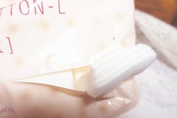 ALBION 活潤水彈力系列 活潤水彈力滲透乳II(清爽型) 活潤水彈力活化液II(滋潤型) ALBION 活潤水彈力系列 活潤水彈力滲透乳II(清爽型) 活潤水彈力活化液II(滋潤型)