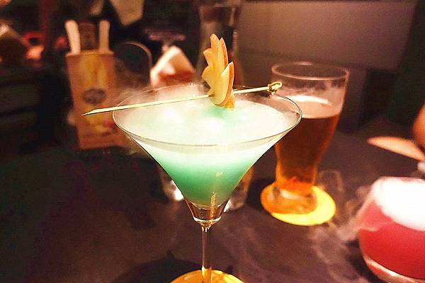 Elfin Restaurant & Lounge Elfin Restaurant & Lounge