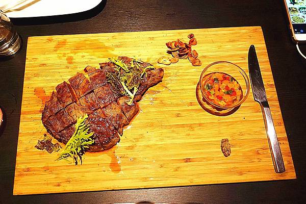 Elfin Restaurant & Lounge Elfin Restaurant & Lounge