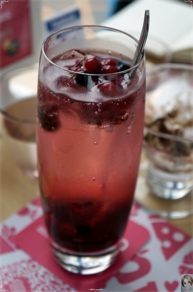 DDC CAFE:台北 捷運忠孝敦化 DDC CAFE~愛心麻糬鬆餅好黏蜜 DDC CAFE:台北 捷運忠孝敦化 DDC CAFE~愛心麻糬鬆餅好黏蜜
