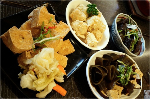 翰林茶館(微風台北車站):台北 北車 翰林茶館之走味的茶味&春水堂大比較 翰林茶館(微風台北車站):台北 北車 翰林茶館之走味的茶味&春水堂大比較