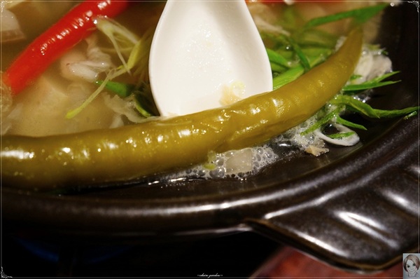 饕鍋：台北 捷運大安站 饕鍋~薄到能透光的三層肉