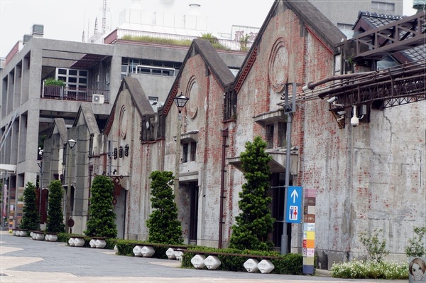 台中文化創意產業園區：[台中追五月天小旅行]台中 文化創意產業園區~各式風味融合的新文藝基地