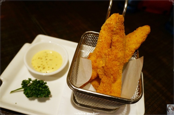 Wapasta 義磚義瓦(明曜店):台北 捷運忠孝敦化站 義磚義瓦Wa Pasta(明耀店)~大份量cp值高人氣店 Wapasta 義磚義瓦(明曜店):台北 捷運忠孝敦化站 義磚義瓦Wa Pasta(明耀店)~大份量cp值高人氣店