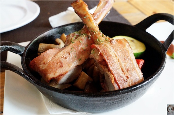 The Villa Herbs restaurant(樂利店):台北 捷運六張犁站 thevilla herbs restaurant~villa風的美味異國料理 The Villa Herbs restaurant(樂利店):台北 捷運六張犁站 thevilla herbs restaurant~villa風的美味異國料理