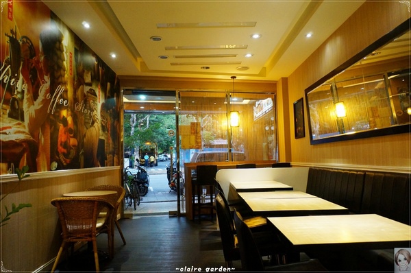 White Coffee 天母店:台北 天母 White Coffe (N訪)~印度拋餅也好滋味呢 White Coffee 天母店:台北 天母 White Coffe (N訪)~印度拋餅也好滋味呢
