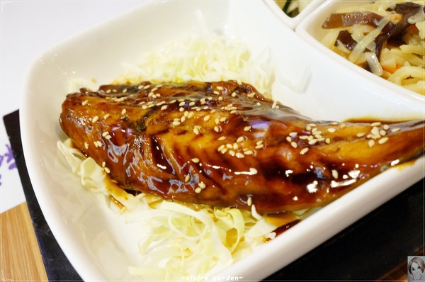 有幸福cafe:台北 捷運士林站 有幸福cafe~特別的咖啡組讓我忍不住下海喝咖啡啦!! 有幸福cafe:台北 捷運士林站 有幸福cafe~特別的咖啡組讓我忍不住下海喝咖啡啦!!