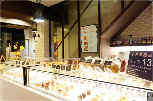 Oui Caf'e 法式甜品(南西店)：台北捷運中山站 oui cafe~米其林星級平價甜點這裡吃