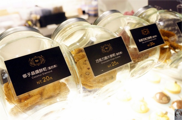 Oui Caf'e 法式甜品(南西店):台北捷運中山站 oui cafe~米其林星級平價甜點這裡吃 Oui Caf'e 法式甜品(南西店):台北捷運中山站 oui cafe~米其林星級平價甜點這裡吃