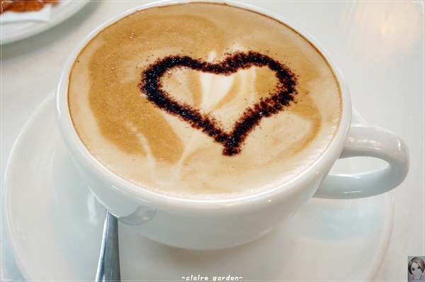 AGRIOZ Cafe':宜蘭 AGRIOZ咖啡館~發現無敵美拍照角落 AGRIOZ Cafe':宜蘭 AGRIOZ咖啡館~發現無敵美拍照角落