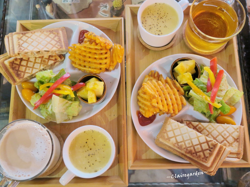 台北 捷運復興南京站 鳴人食事處~居酒屋裡的平價美味早午餐,39元吃得到炒麵熱壓吐司 台北 捷運復興南京站 鳴人食事處~居酒屋裡的平價美味早午餐,39元吃得到炒麵熱壓吐司