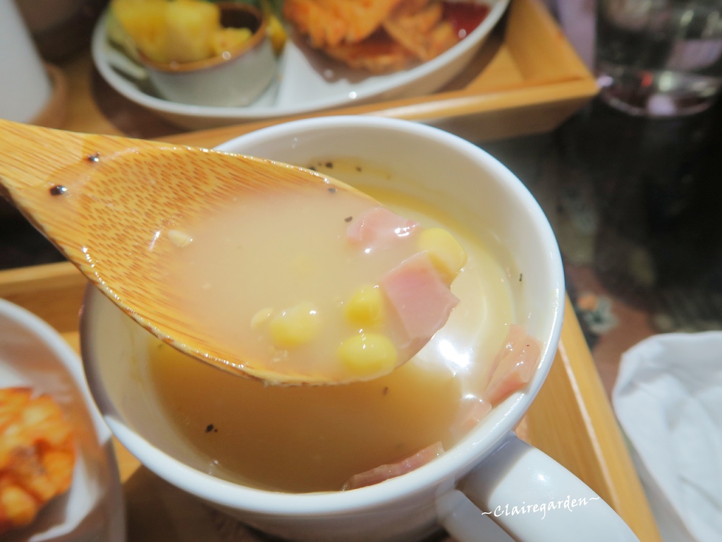 台北 捷運復興南京站 鳴人食事處~居酒屋裡的平價美味早午餐,39元吃得到炒麵熱壓吐司 台北 捷運復興南京站 鳴人食事處~居酒屋裡的平價美味早午餐,39元吃得到炒麵熱壓吐司