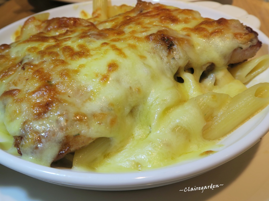 桃園 ATT筷食尚 蘑菇森林義大利麵坊~排餐級主餐不用400元吃的到 桃園 ATT筷食尚 蘑菇森林義大利麵坊~排餐級主餐不用400元吃的到