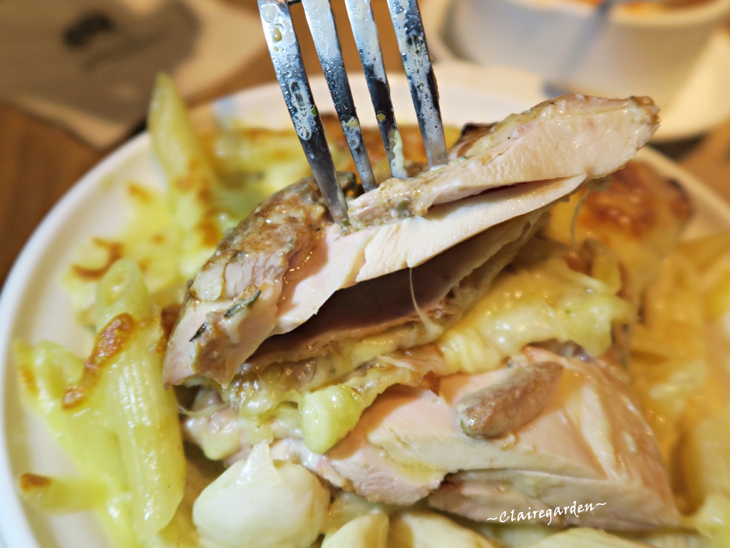 桃園 ATT筷食尚 蘑菇森林義大利麵坊~排餐級主餐不用400元吃的到 桃園 ATT筷食尚 蘑菇森林義大利麵坊~排餐級主餐不用400元吃的到