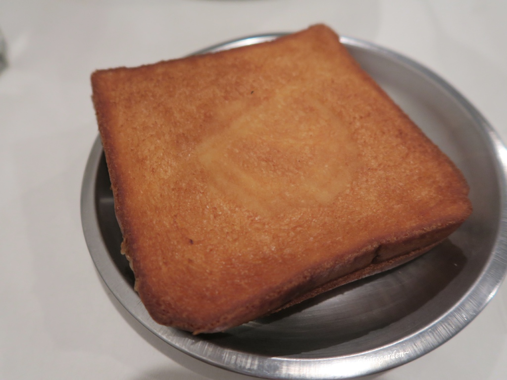 桃園 中壢 小香港港式小吃~香噴噴茄底麵炸雞&流沙西多士-人氣 桃園 中壢 小香港港式小吃~香噴噴茄底麵炸雞&流沙西多士-人氣