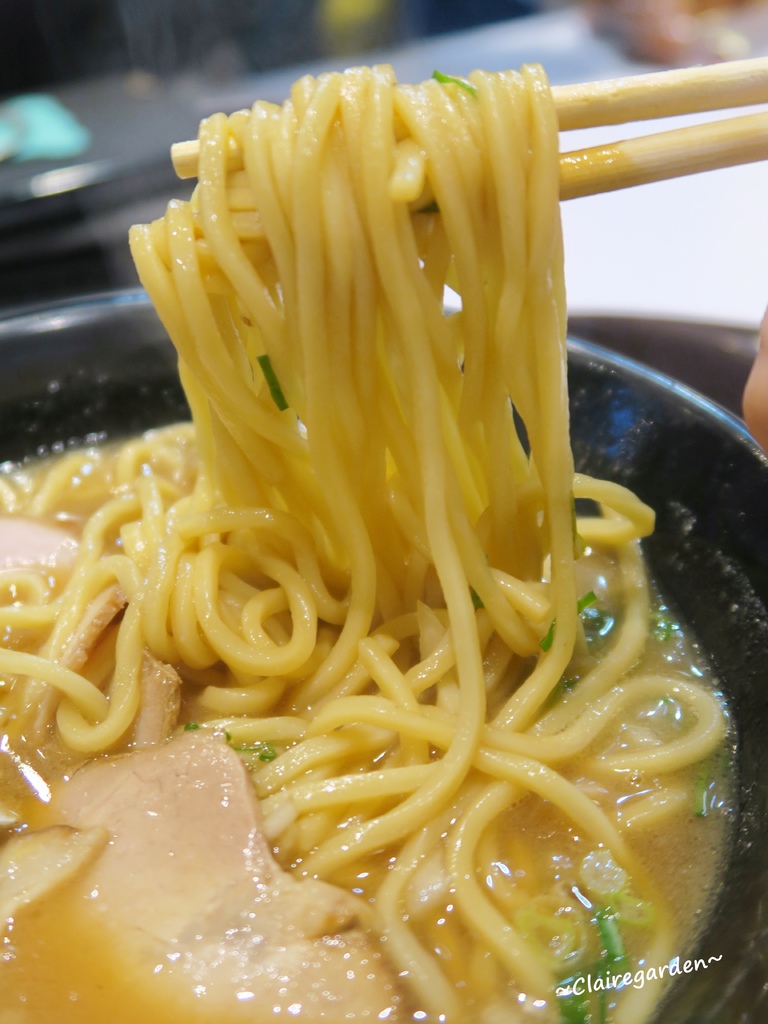 [南崁菜鳥覓食記]台茂 期間限定北海道物產展(米其林一星古川淳拉麵、烏賊飯、草莓剉冰、雪人版鯛魚燒)