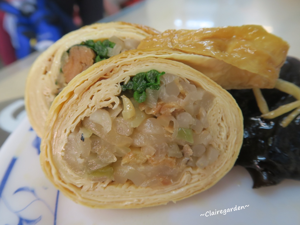 宜蘭 礁溪 八寶冬粉~百大小吃，八種料冬粉不稀奇，眾多小菜可選擇才厲害