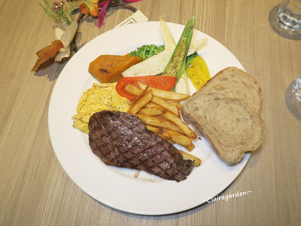 桃園MOI CAFE統領店~輕食早午餐&義大利麵 桃園MOI CAFE統領店~輕食早午餐&義大利麵