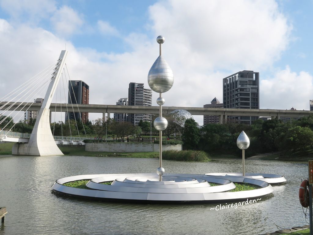 青塘園,裝置藝術,IG打卡聖地,金屬飛機,生態公園,青塘橋,親子景點,桃園,中壢區,ig,打卡