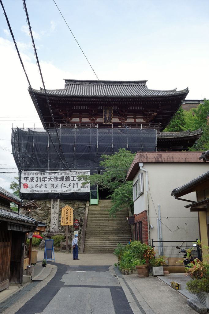 金峰山寺仁王門.JPG