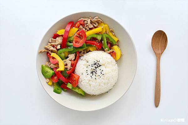 三色椒炒肉絲5.jpg 三色椒炒肉絲5.jpg