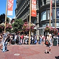 Those people were waiting for the cable cars.