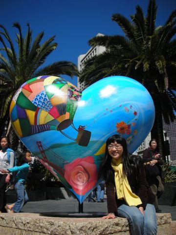 Everyone wanted to take a picture with this heart!