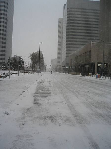 能想像這就是Downtown Denver嗎?!