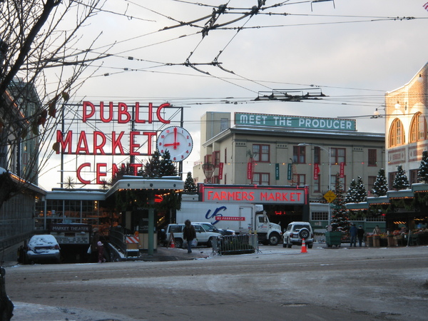 Pike Market in the morning