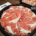 高雄打狗霸博愛店-頂級沙朗牛肉石頭火鍋-肉品.jpg