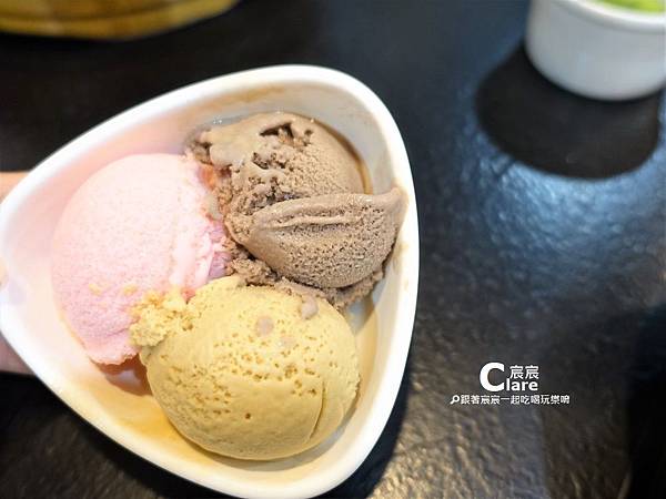 全家鍋物料理-冰淇淋無限供應吃到飽2.JPG