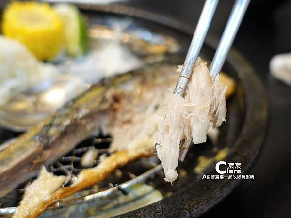 全家鍋物料理-鹽烤鯖魚定食3.JPG