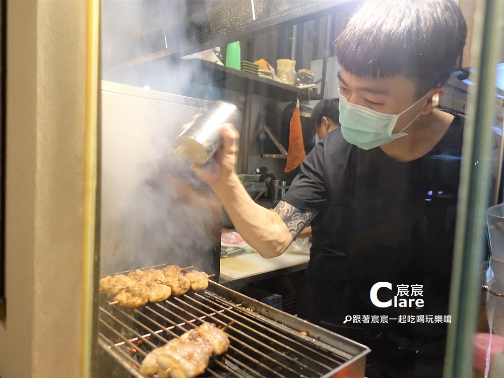 嘉義福芳酒食-炭烤備餐區.JPG