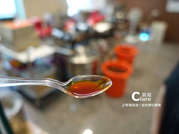 現場提煉茶油品-神茶油-台南東區美食.台南健康餐廳3.JPG