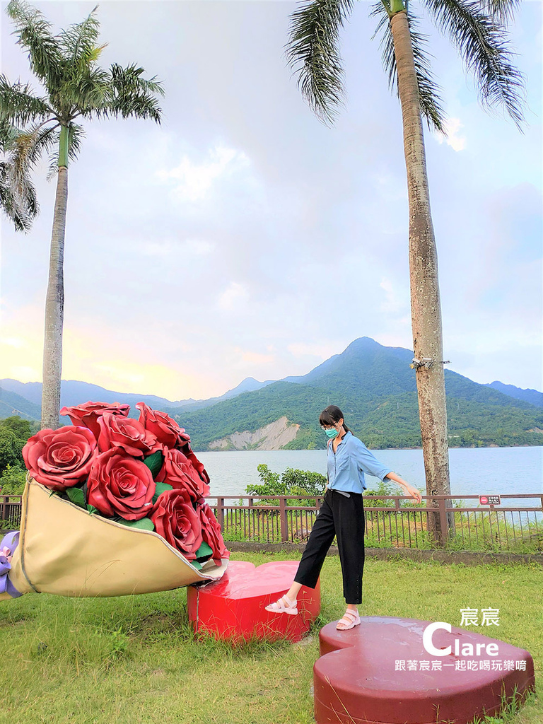 大埔情人公園-嘉義大埔旅遊-曾文水庫嘉義一日遊行程推薦-遊客中心紅花館裝置藝術7.jpg