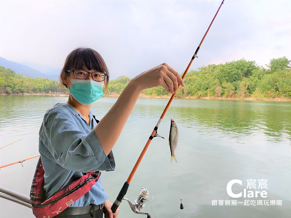 曾文水庫觀光遊艇搭船-嘉義大埔旅遊-曾文水庫嘉義一日遊行程推薦-釣魚平台11.jpg