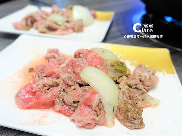 肉品(牛胸腹肉)-韓城石頭火鍋-台南東區美食-南紡購物中心.後甲圓環周邊美食.JPG