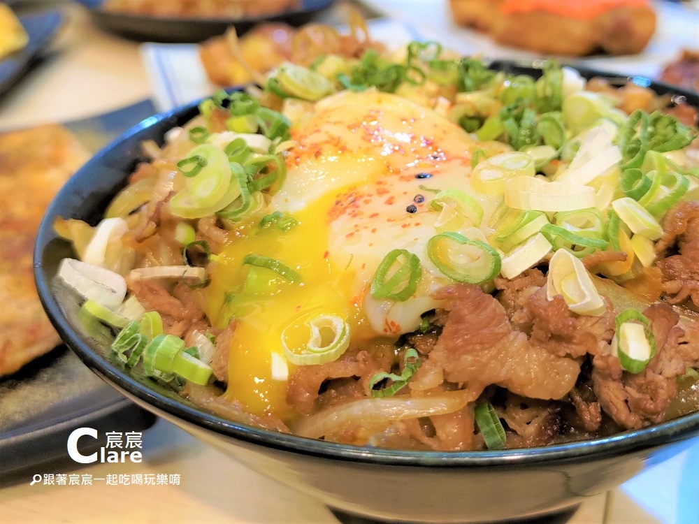 日出大草原萬牛犇丼-敲之助鉄板焼き牛丼洋食-台南東區美食.台南東區平價百元鐵板燒推薦.南紡夢時代周邊美食推薦4.jpg