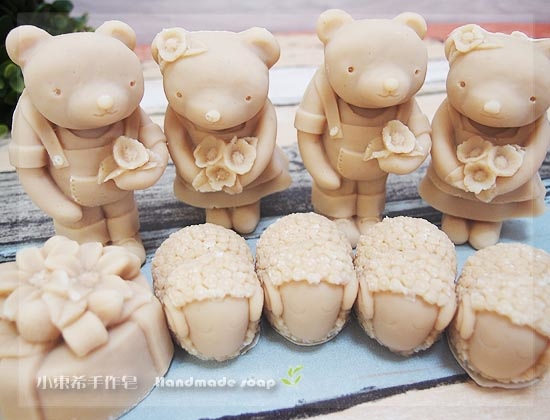 玫瑰杏桃嫩白皂 3m+ 600g 玫瑰杏桃嫩白皂 3m+ 600g
