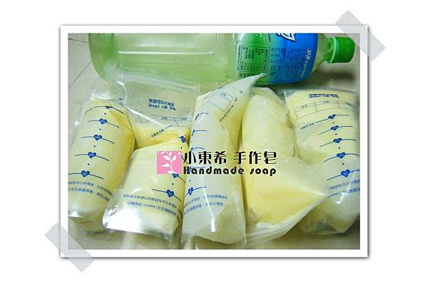 母乳冰棒含袋總重共5包1450g