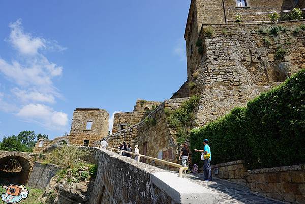 義法13日(Civita di Bagnoregio)