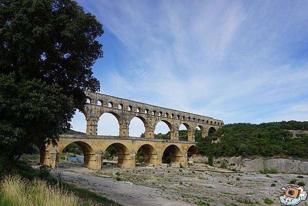 義法13日(Pont du Gard)