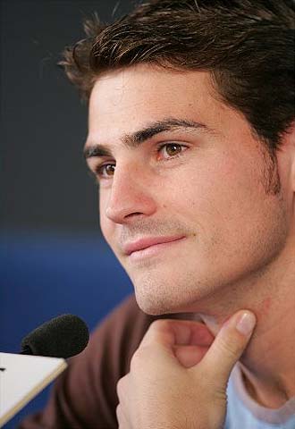 iker-casillas-20-5-81.jpg