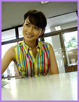 井野真真子